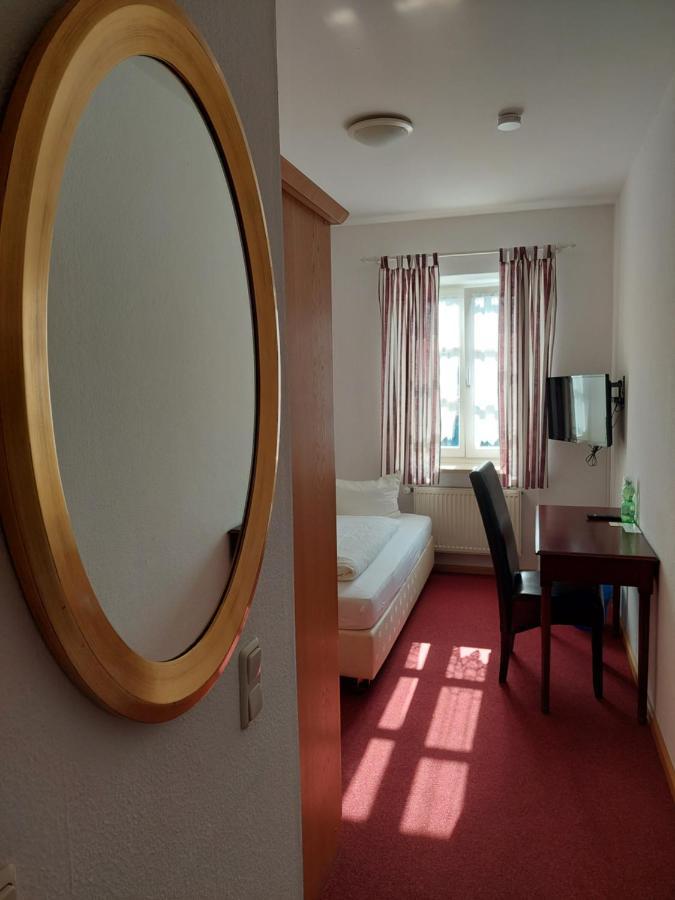 Der Heurige Im Gasthaus Zum Loewen 프라이징 외부 사진