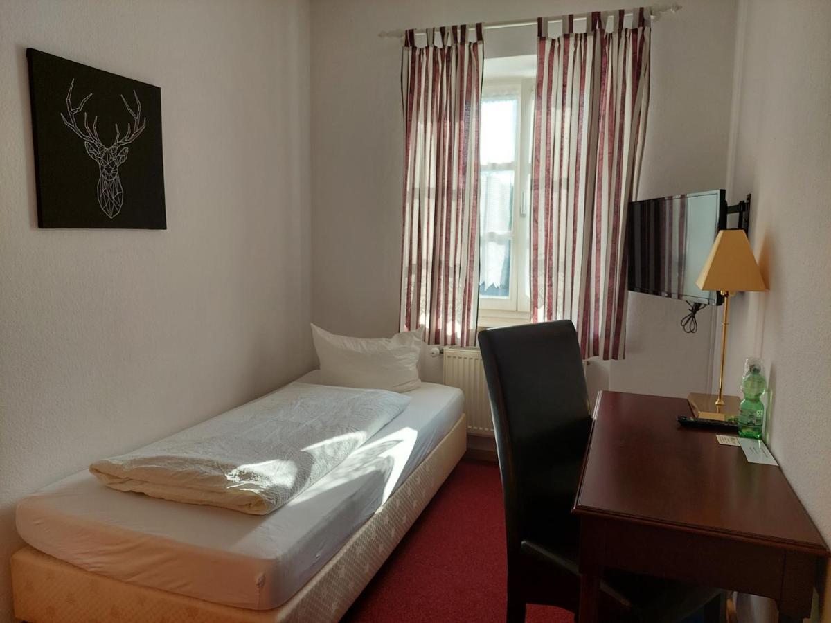 Der Heurige Im Gasthaus Zum Loewen 프라이징 외부 사진