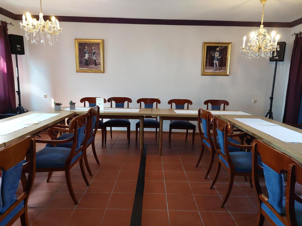 Der Heurige Im Gasthaus Zum Loewen 프라이징 외부 사진